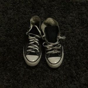 converses high top sneaker